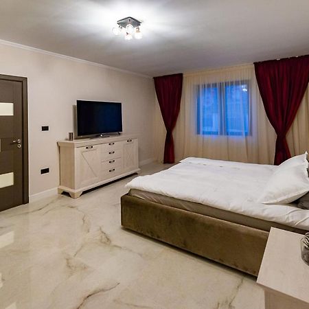 Moky Rezident Apartment อาราด ภายนอก รูปภาพ