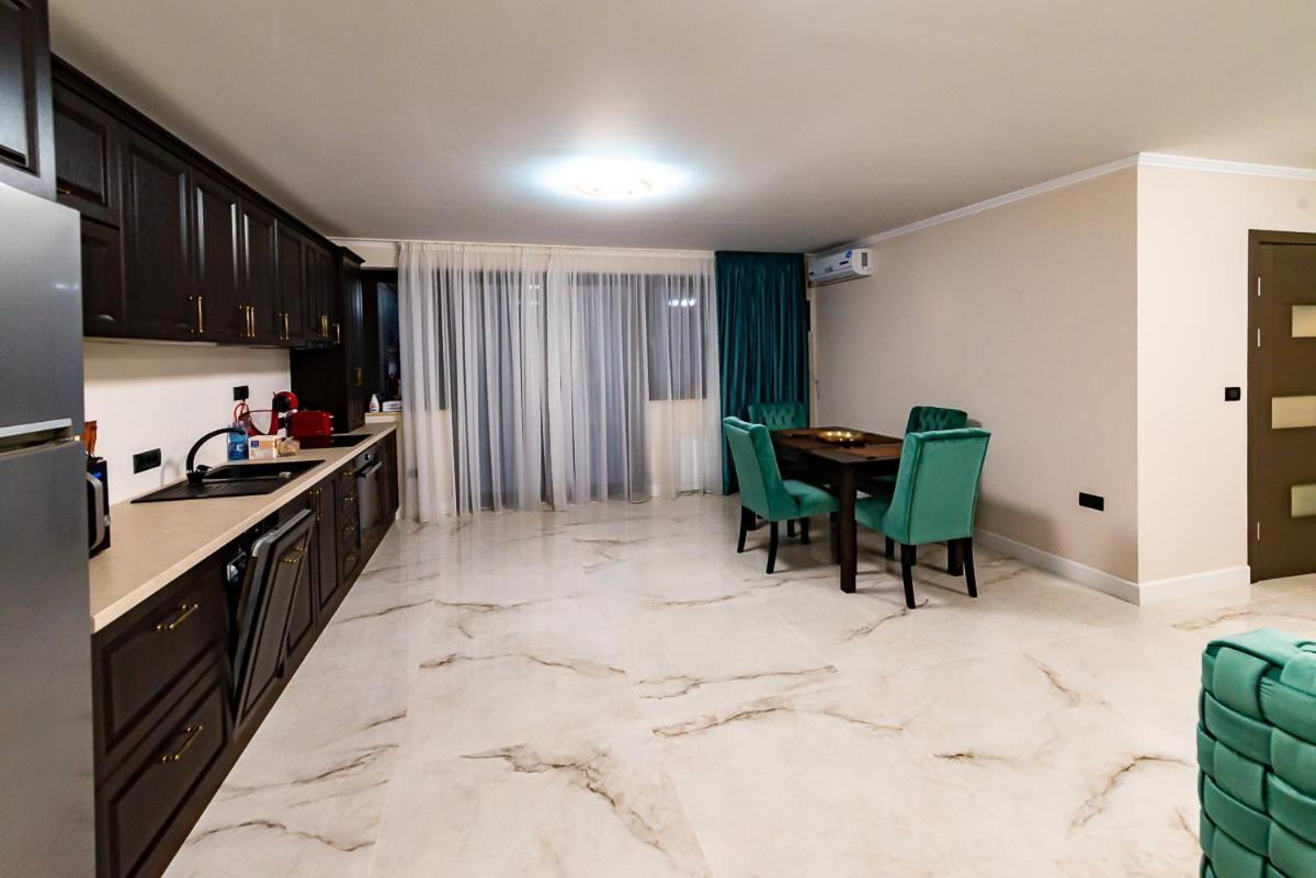 Moky Rezident Apartment อาราด ภายนอก รูปภาพ