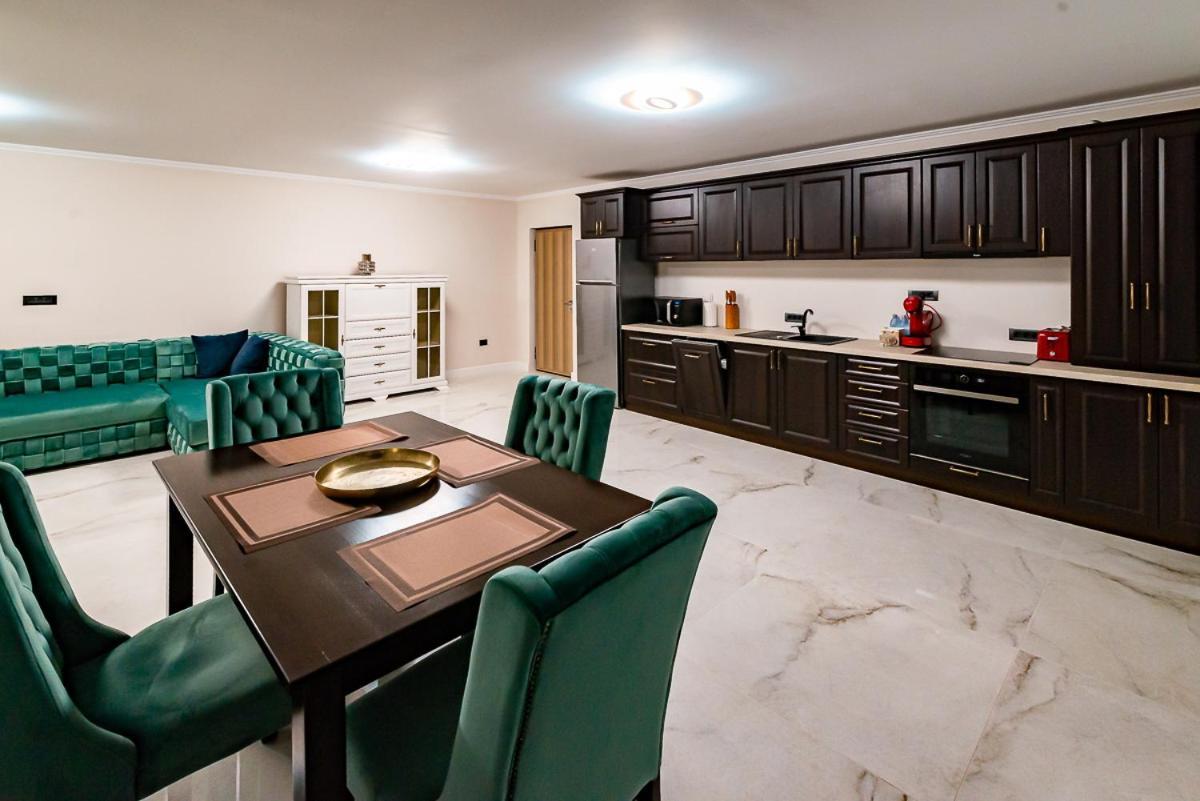 Moky Rezident Apartment อาราด ภายนอก รูปภาพ