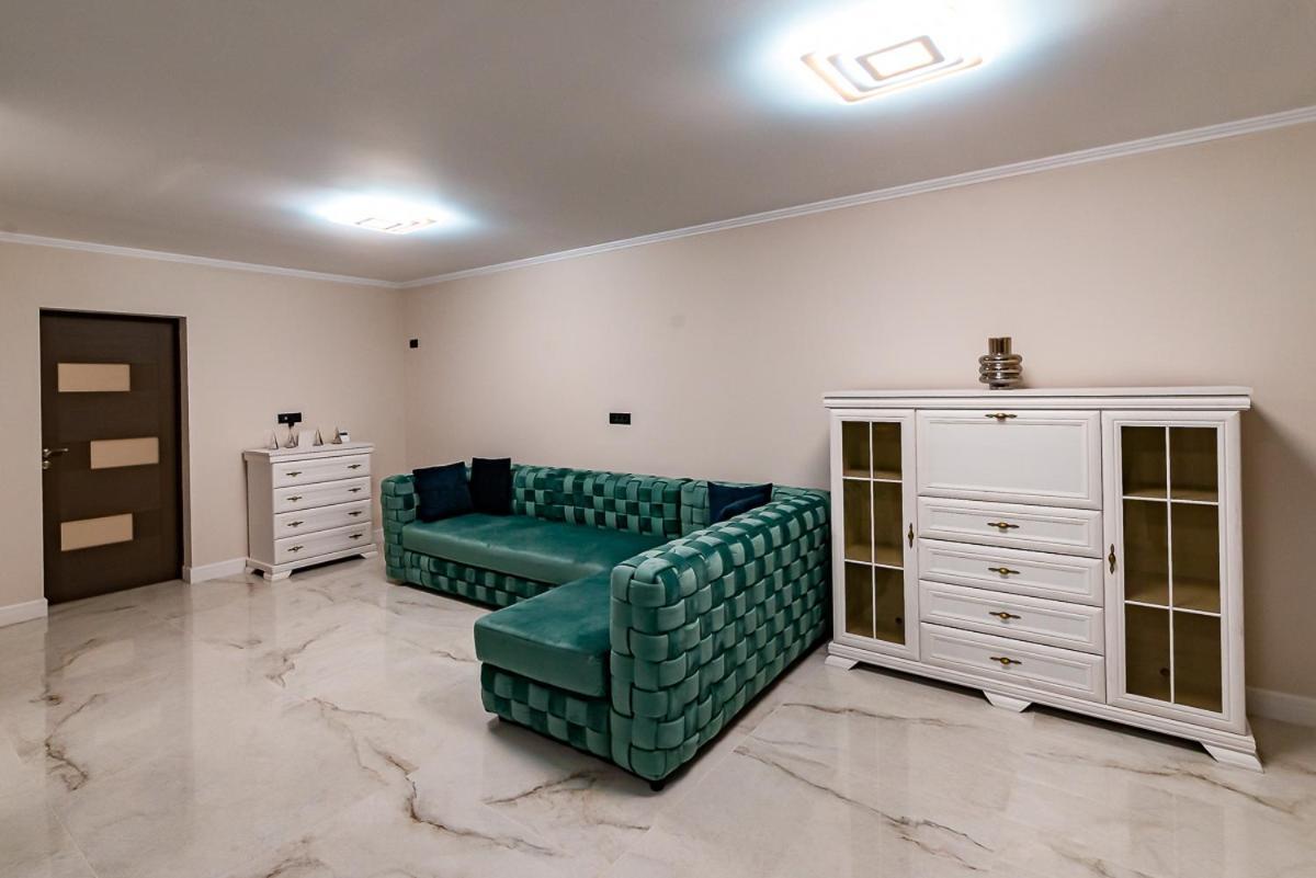 Moky Rezident Apartment อาราด ภายนอก รูปภาพ