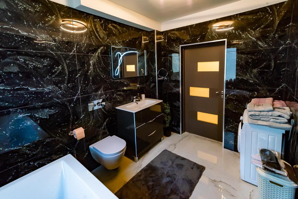 Moky Rezident Apartment อาราด ภายนอก รูปภาพ
