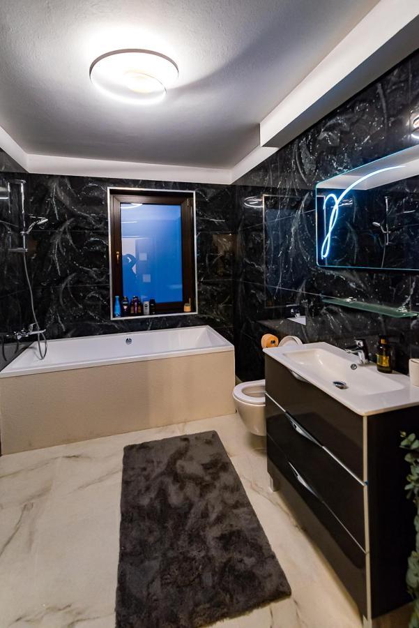 Moky Rezident Apartment อาราด ภายนอก รูปภาพ
