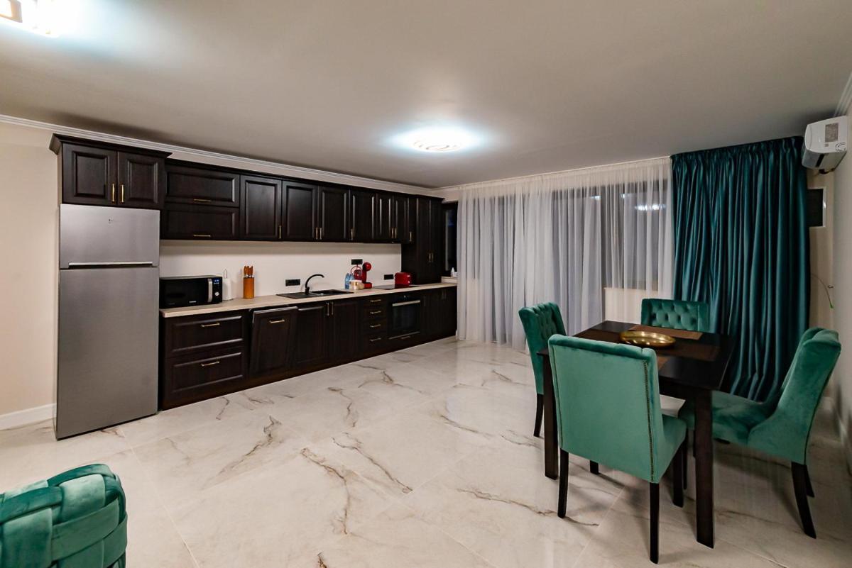 Moky Rezident Apartment อาราด ภายนอก รูปภาพ