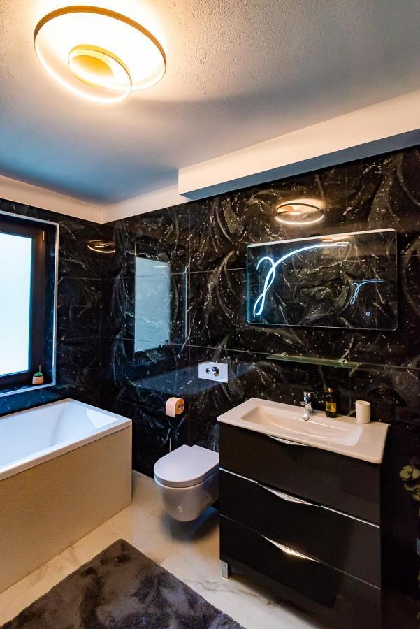 Moky Rezident Apartment อาราด ภายนอก รูปภาพ